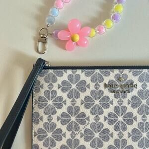 KATE SPADE NWOT Leather Lucy Spade Flower Wristlet, Beaded Bag Charm INCLUDED!